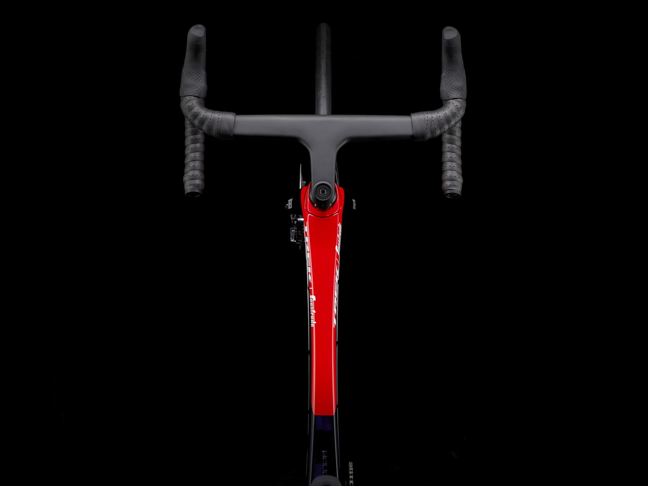 Trek Emonda SLR 7 Disc &scaron;osejas velosipēds